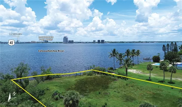 North Fort Myers, FL 33903,740 Overiver DR