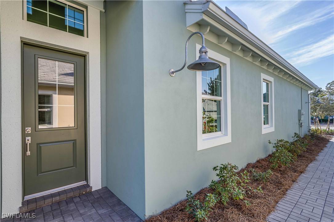 8880 Yucatan CT, Naples, FL 34112