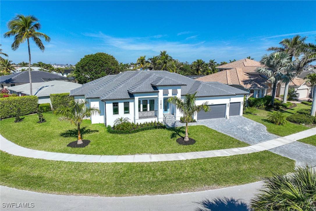 960 Fieldstone DR, Marco Island, FL 34145