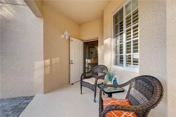 3989 Bishopwood CT E #101,  Naples,  FL 34114