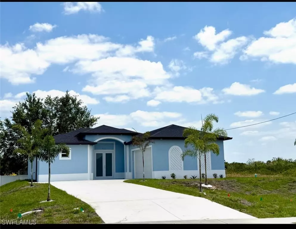Lehigh Acres, FL 33971,900 Sunniland blvd W