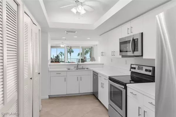 Marco Island, FL 34145,1000 S Collier BLVD #106