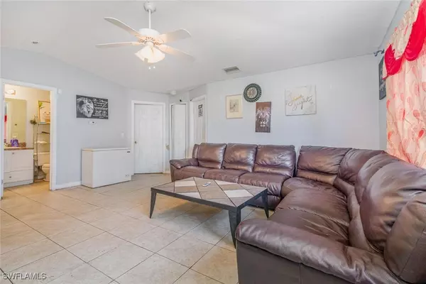 Lehigh Acres, FL 33973,217/219 Ivan AVE S