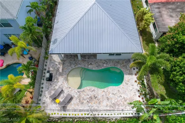 Naples, FL 34108,551 91st AVE N