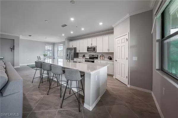 2357 Anguilla DR #201, Naples, FL 34120