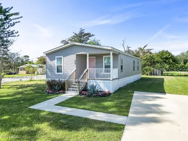 2220 Towles ST, Fort Myers, FL 33916