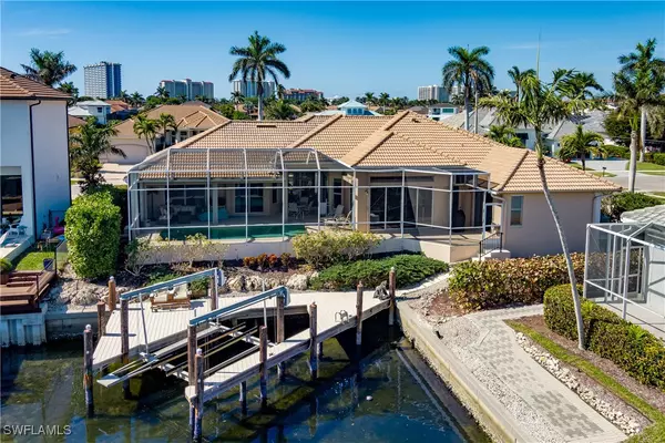 Marco Island, FL 34145,79 Copperfield CT