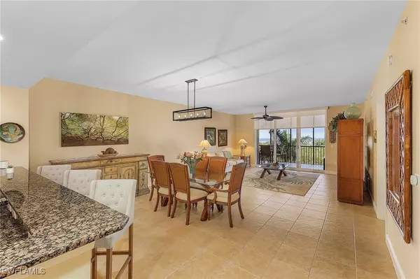 Punta Gorda, FL 33955,3329 Sunset Key CIR #203