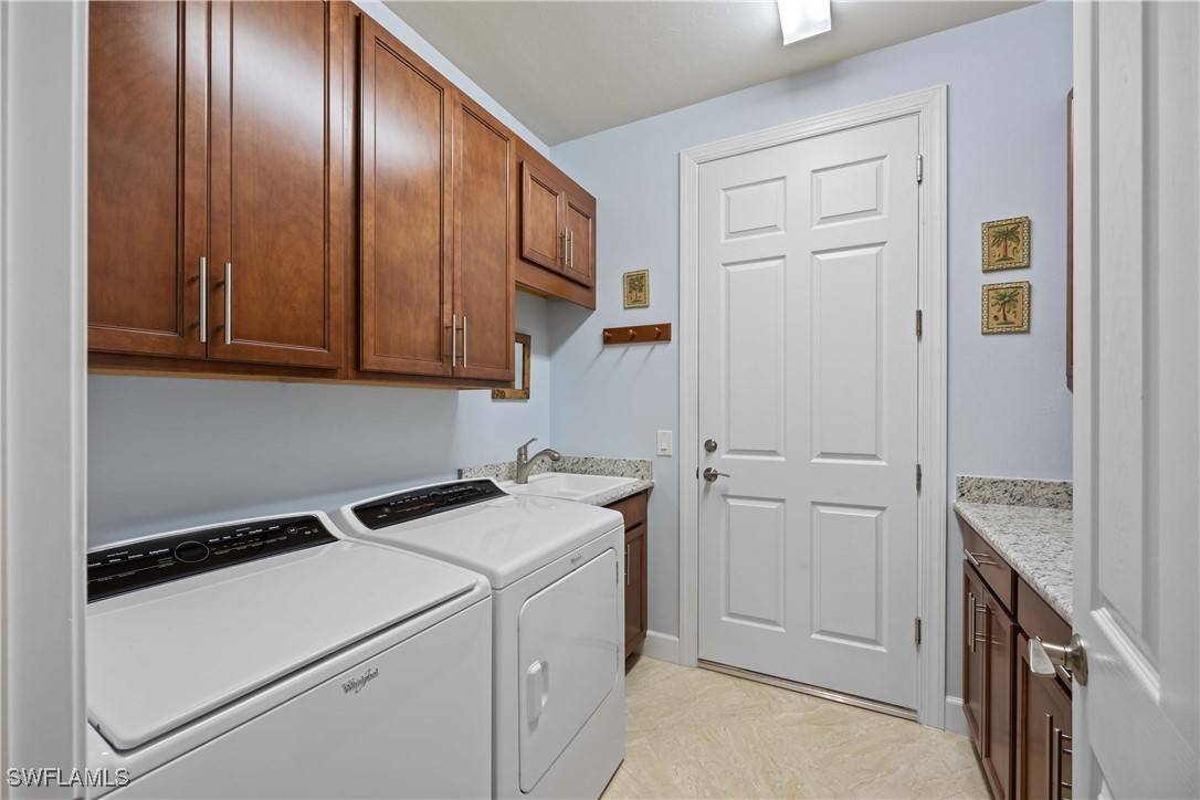 Naples, FL 34114,7045 Live Oak DR