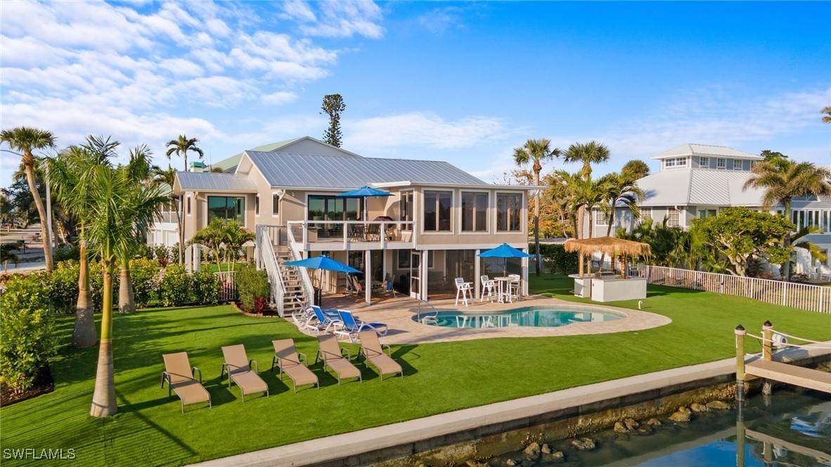 205 Bayview AVE, Fort Myers Beach, FL 33931