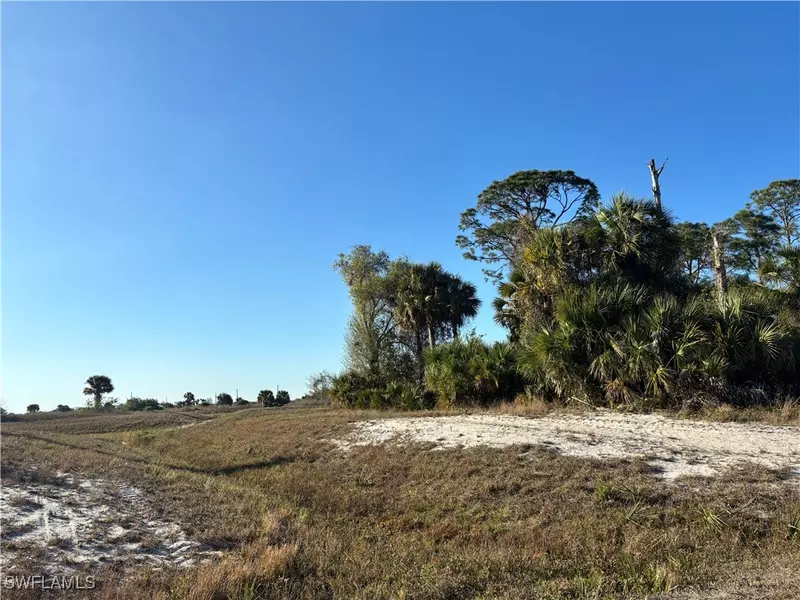 212 Citadel PL, Labelle, FL 33935