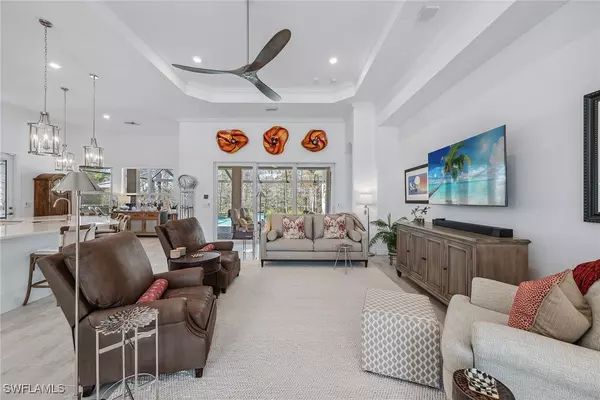 Naples, FL 34109,14561 Maxwell CT