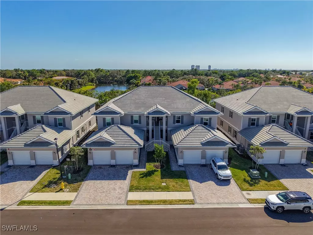 Naples, FL 34114,274 INDIES DR E