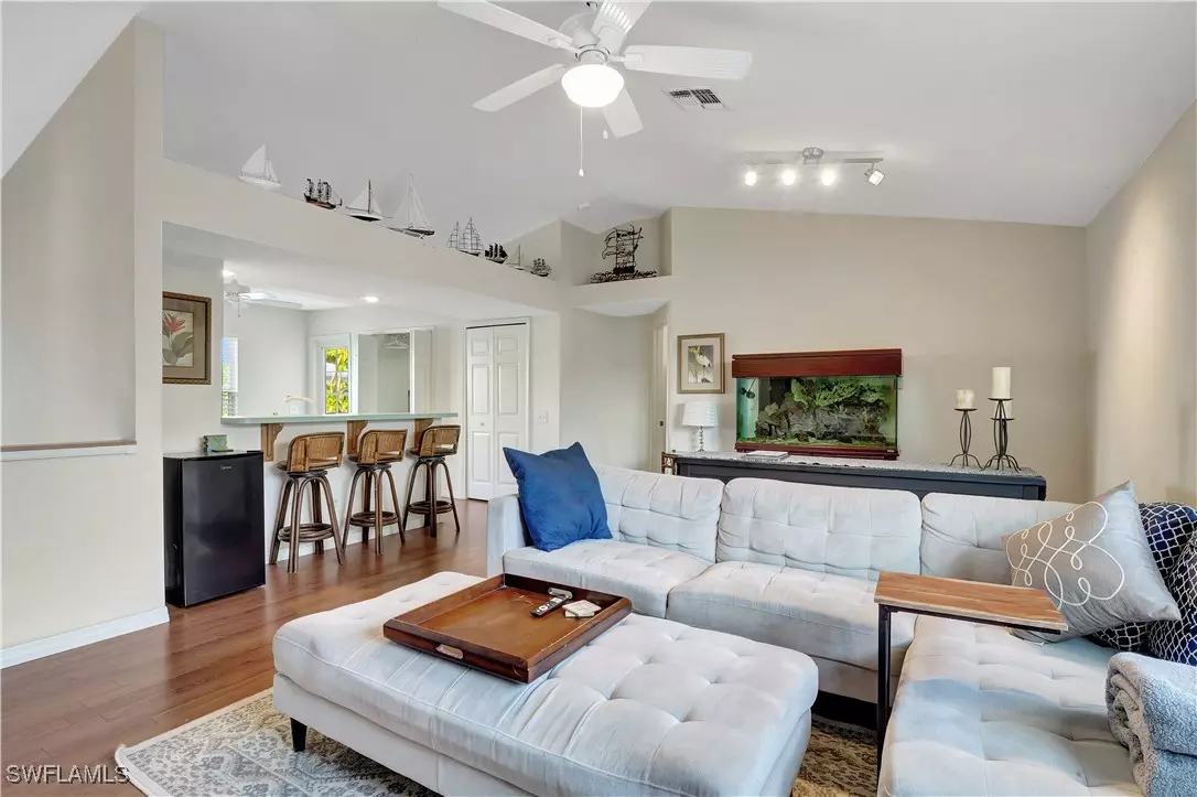 Naples, FL 34110,768 Park AVE