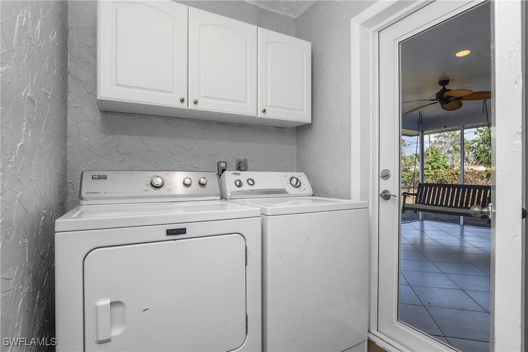 1125 Hilltop DR, Naples, FL 34103