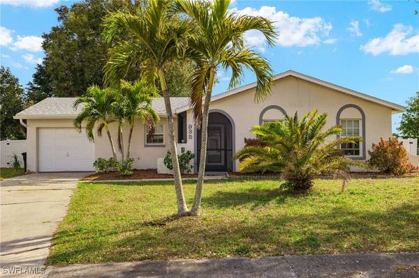 935 Hearty ST, North Fort Myers, FL 33903