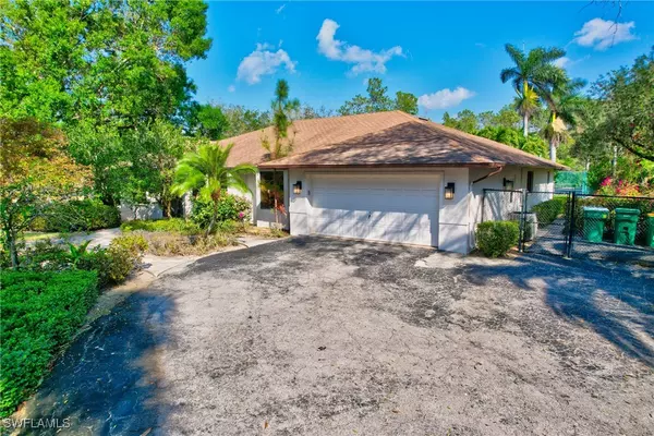 5191 Mahogany Ridge DR, Naples, FL 34119