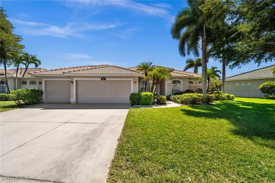 2243 Oxford Ridge CIR, Lehigh Acres, FL 33973