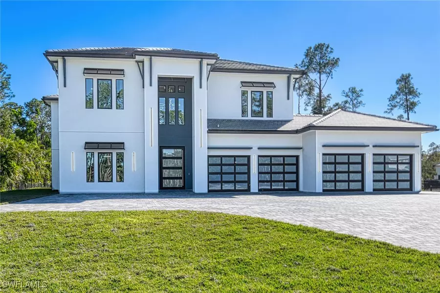 5160 Teak Wood DR, Naples, FL 34119