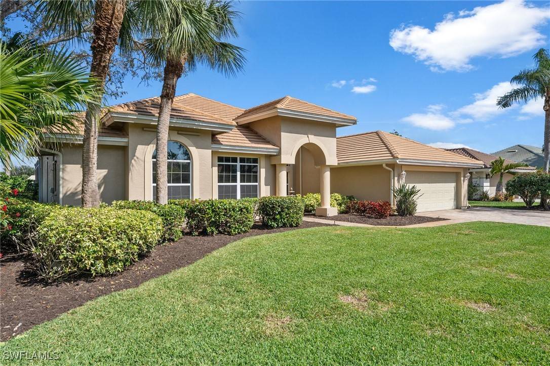 3740 Lakemont DR, Bonita Springs, FL 34134