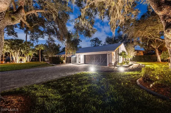 15630 Roberts LN, Fort Myers, FL 33908