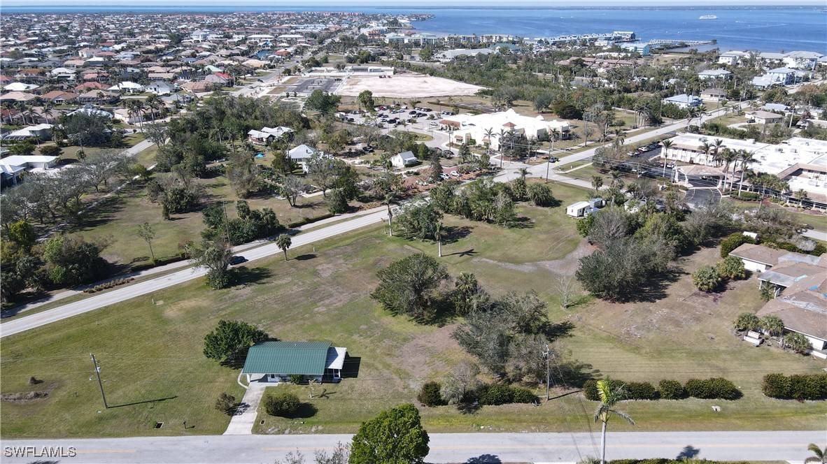 Punta Gorda, FL 33950,590 Shreve ST