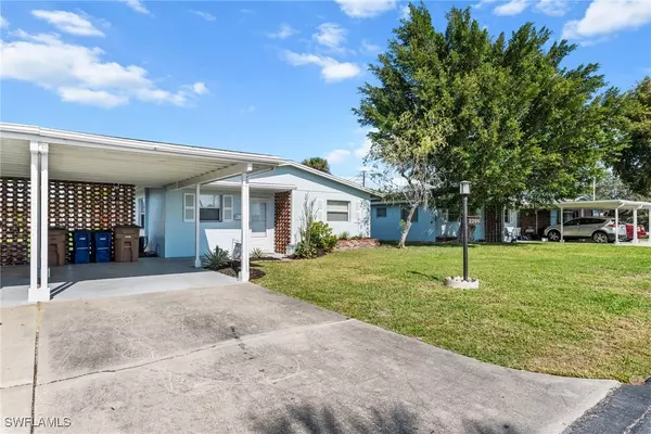 Lehigh Acres, FL 33936,2205 Croton CT