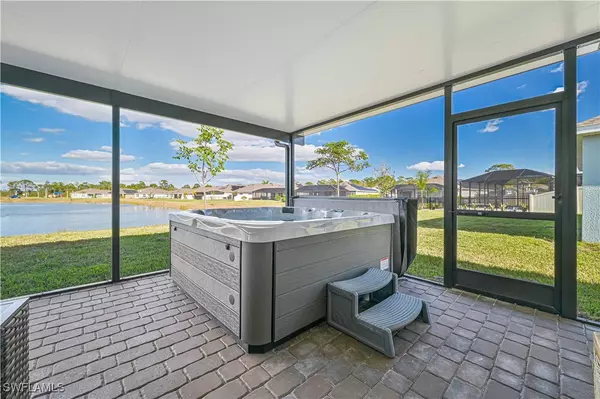 North Fort Myers, FL 33917,8908 Cascade Price CIR