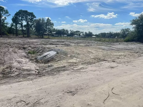 Labelle, FL 33935,7789 15th TER