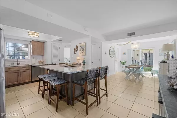 Cape Coral, FL 33904,5112 Coronado Pkwy #11