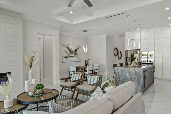 Naples, FL 34108,536 97th AVE N