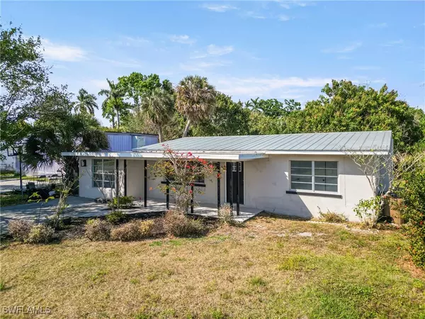 4425 Seminole ST, Fort Myers, FL 33905