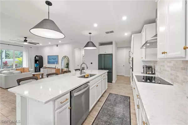 Naples, FL 34112,4688 Arboretum CIR #101