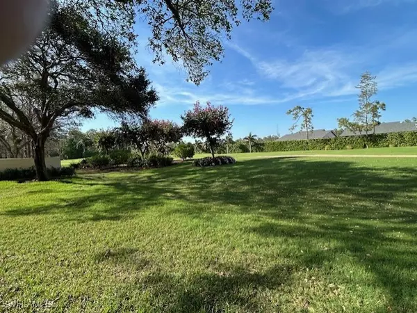 Naples, FL 34112,3705 Amberly CIR #F101