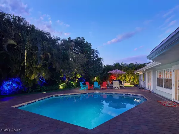 Naples, FL 34102,1541 Mandarin RD