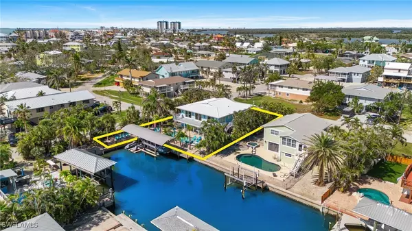 Fort Myers Beach, FL 33931,2 Avenida Carita