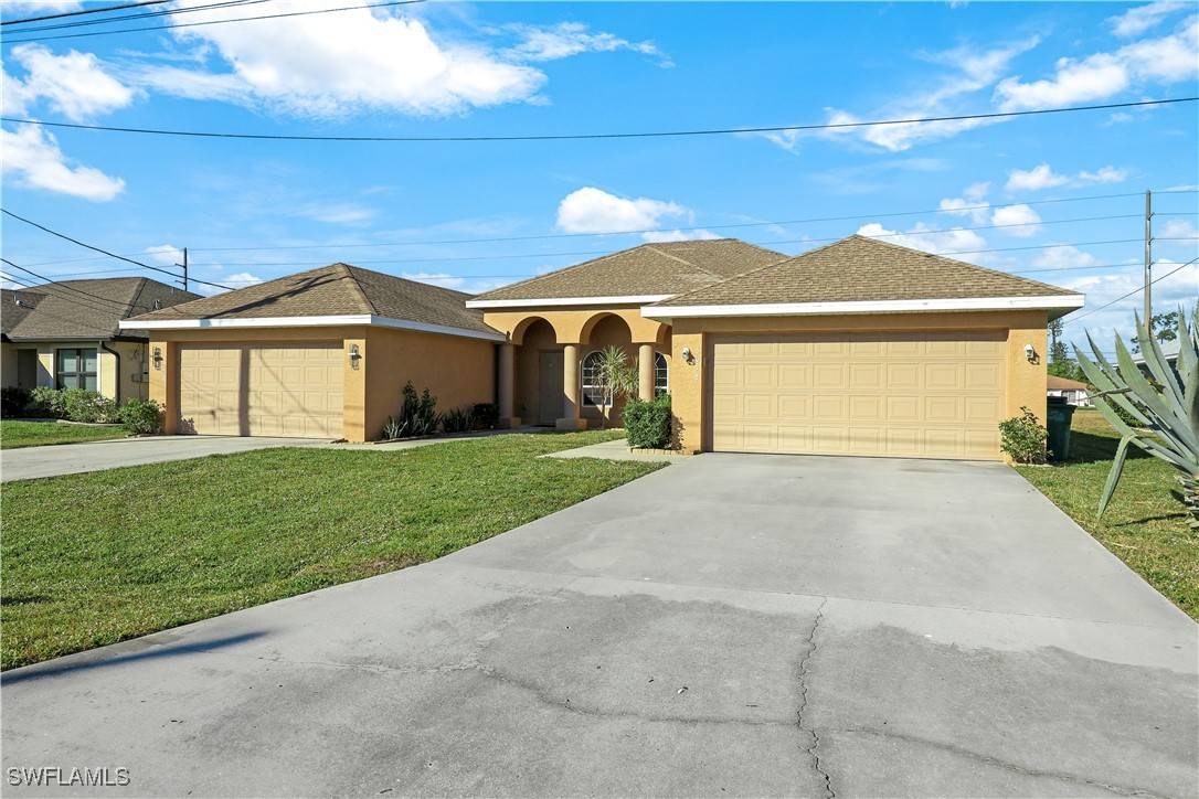 3018/3020 SE Santa Barbara PL, Cape Coral, FL 33904