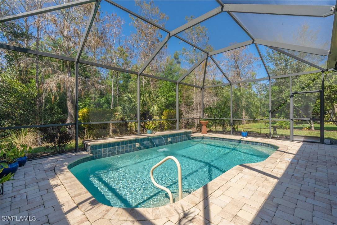 7167 Live Oak DR, Naples, FL 34114