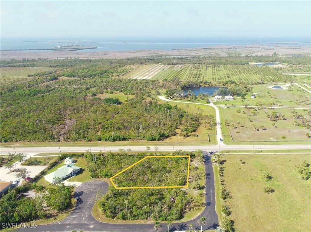 3690 Chickadee CT, Other, FL 33956