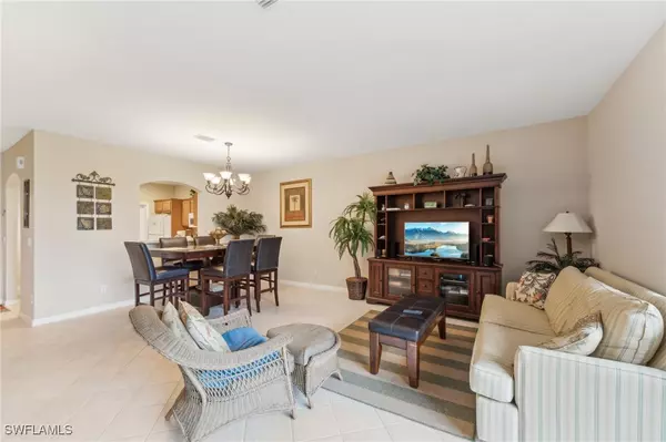 Cape Coral, FL 33909,3327 Dandolo CIR