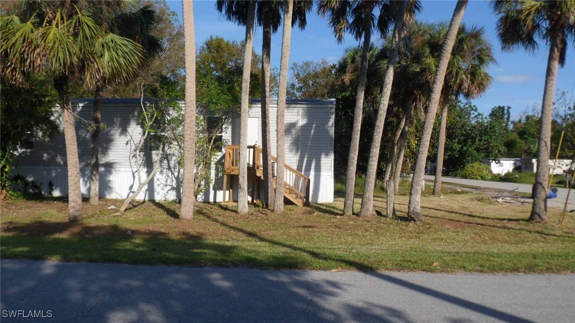 370 San Bernardino ST, North Fort Myers, FL 33903