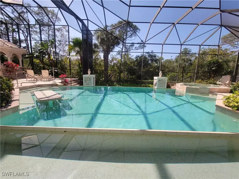 1269 Pocantico LN, Naples, FL 34110