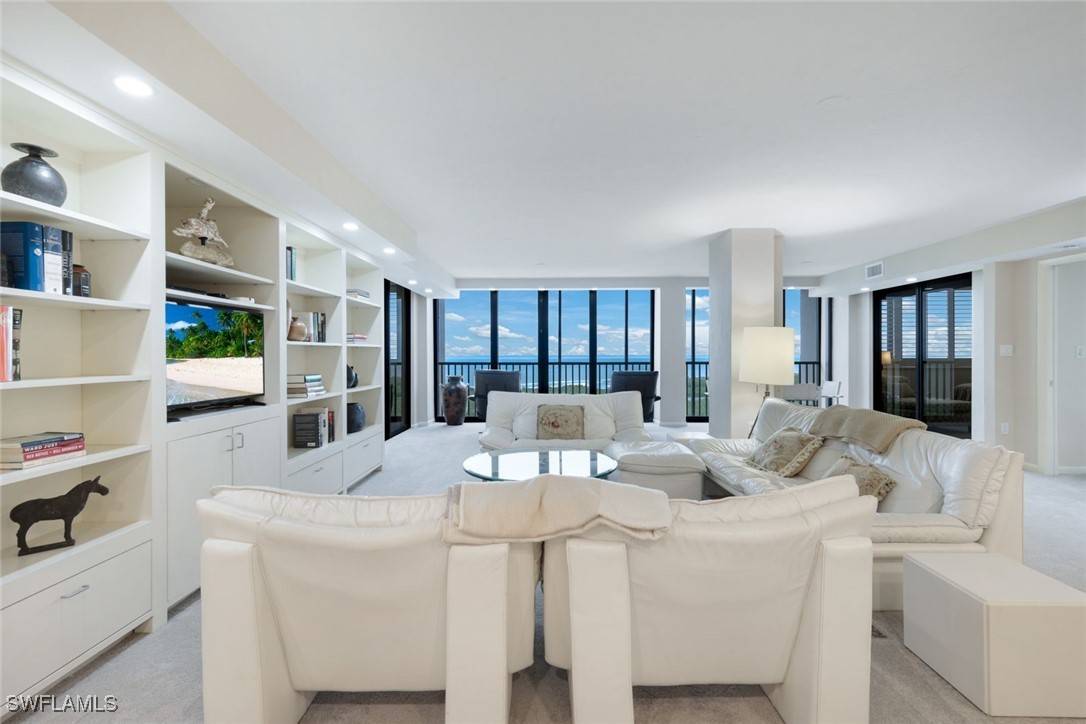 5601 TURTLE BAY DR #2002, Naples, FL 34108