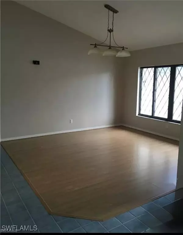 North Fort Myers, FL 33903,4145 Yarmouth CT