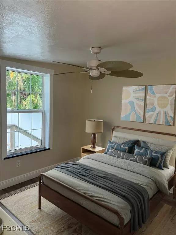 Matlacha, FL 33993,4874 Pine Island RD NW