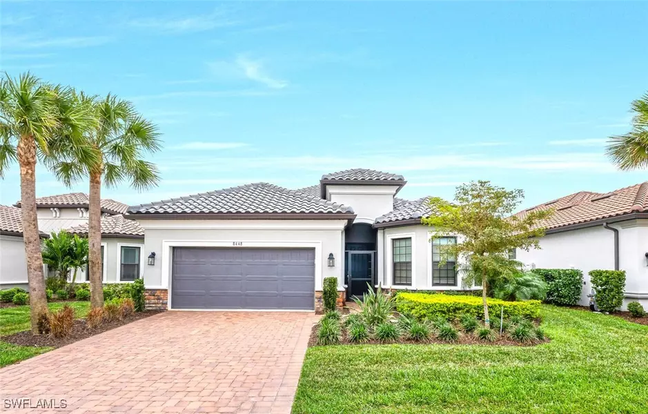 8448 Rosa CT, Naples, FL 34114