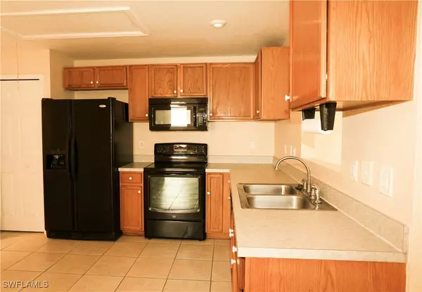 Lehigh Acres, FL 33973,5124 30th ST SW