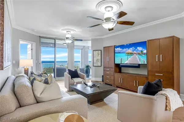 Naples, FL 34108,7117 Pelican Bay BLVD #1607