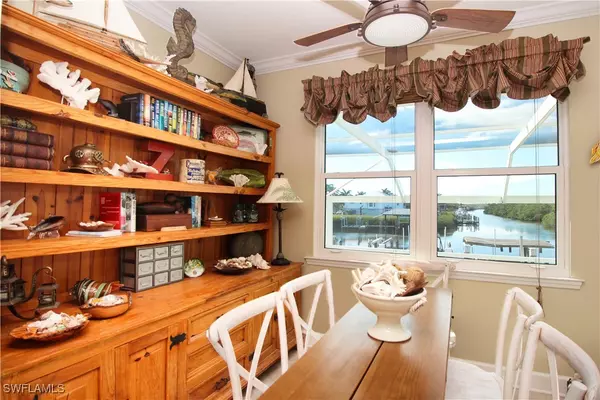 Fort Myers Beach, FL 33931,12219 Siesta DR