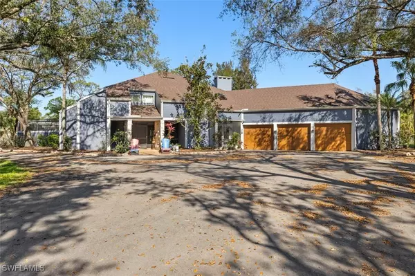 3535 Heritage LN, Fort Myers, FL 33908